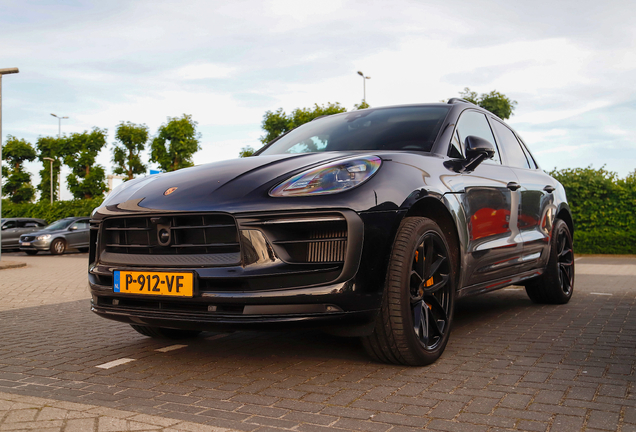 Porsche 95B Macan GTS MkIII