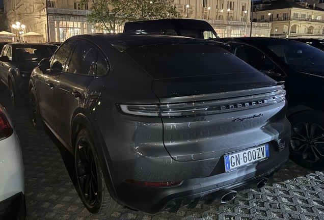 Porsche Cayenne Coupé Turbo E-Hybrid
