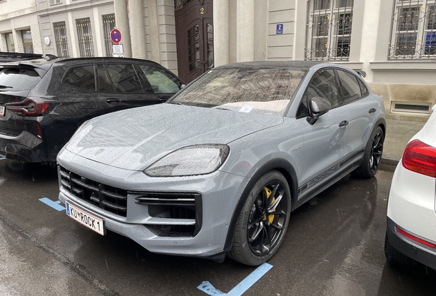 Porsche Cayenne Coupé Turbo E-Hybrid
