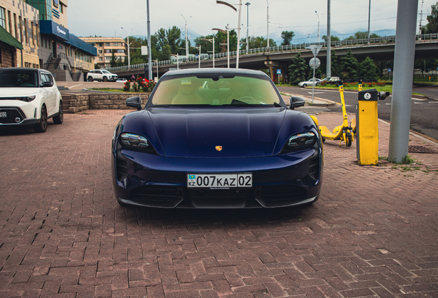 Porsche Taycan Turbo S