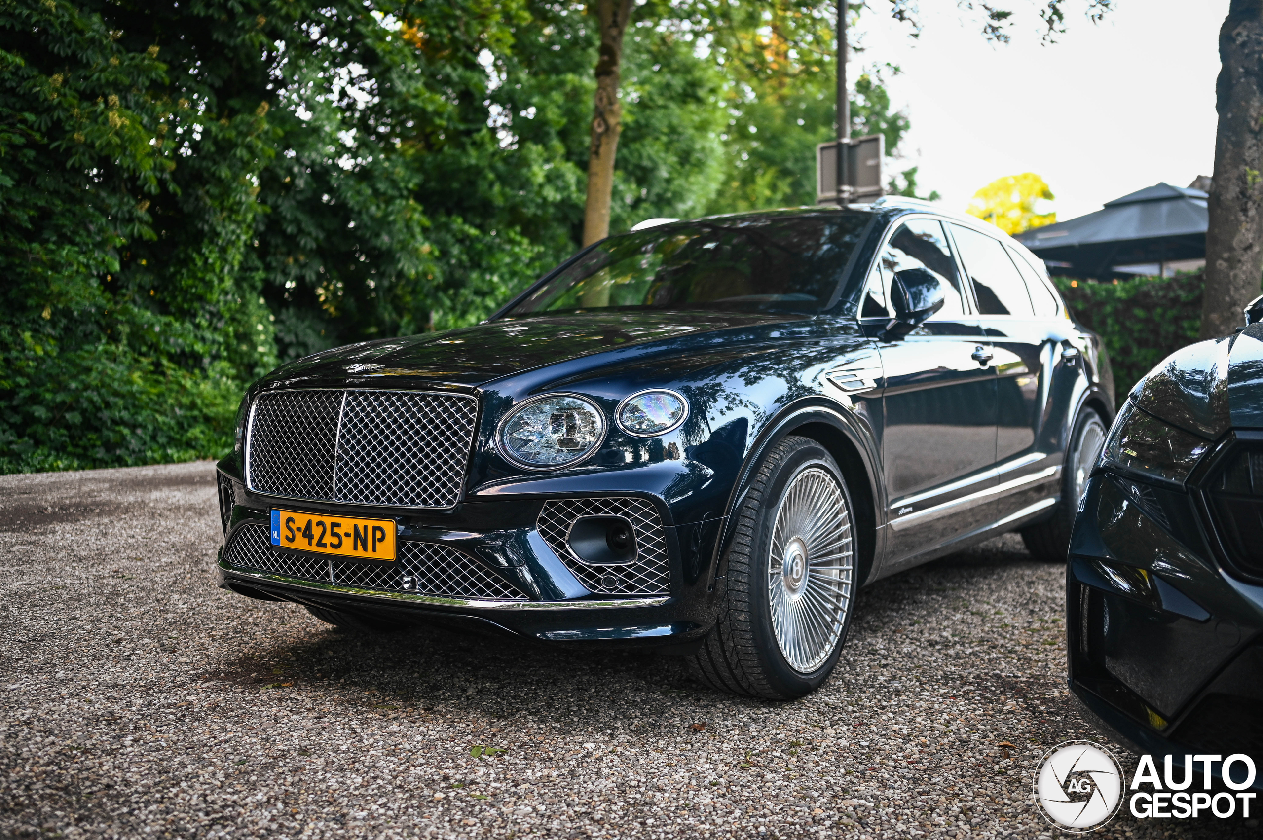 Bentley Bentayga Azure