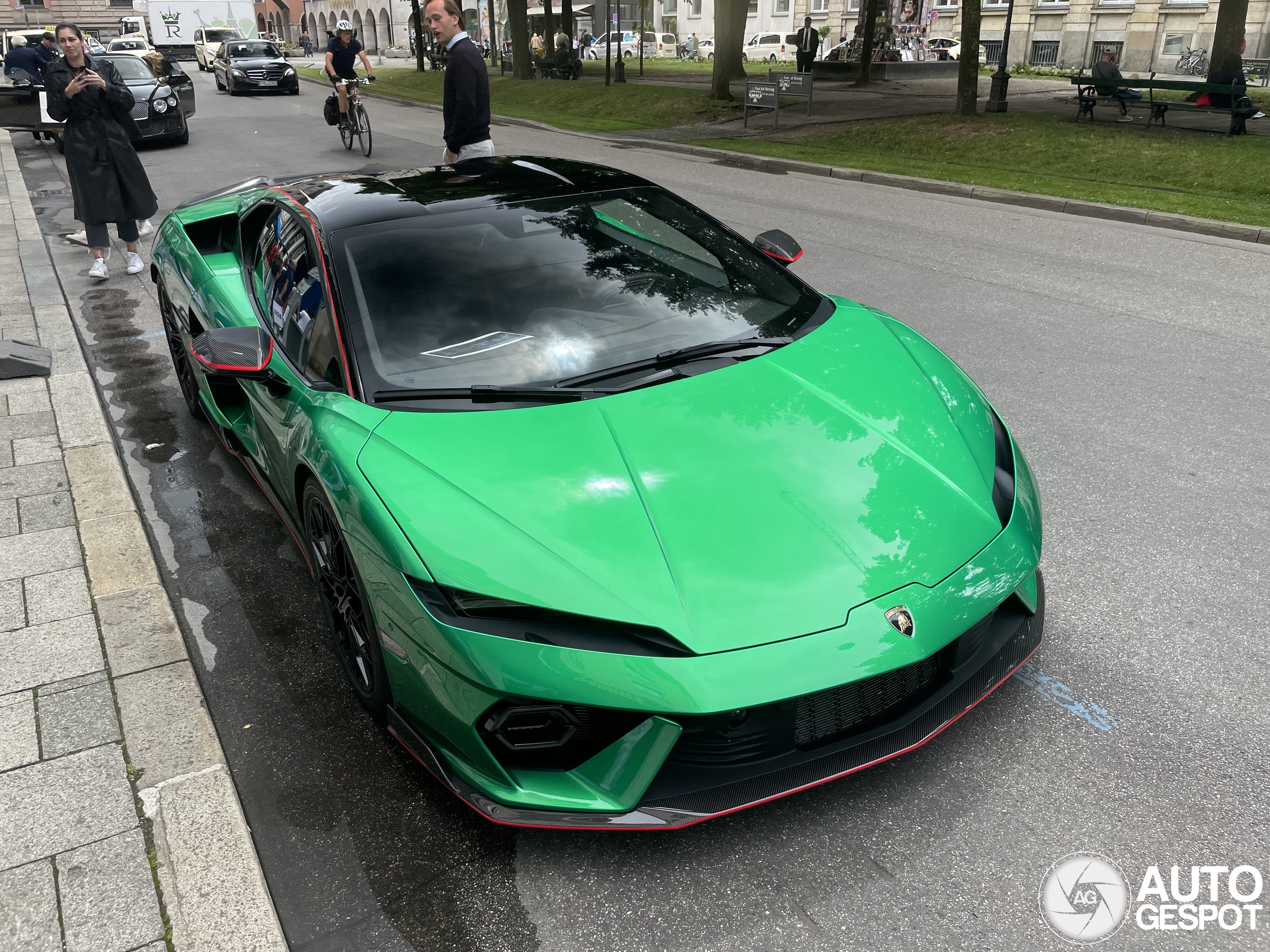 Turneja Lamborghini Temerario se nastavlja: ​​Viđen u Minhenu bez tablica