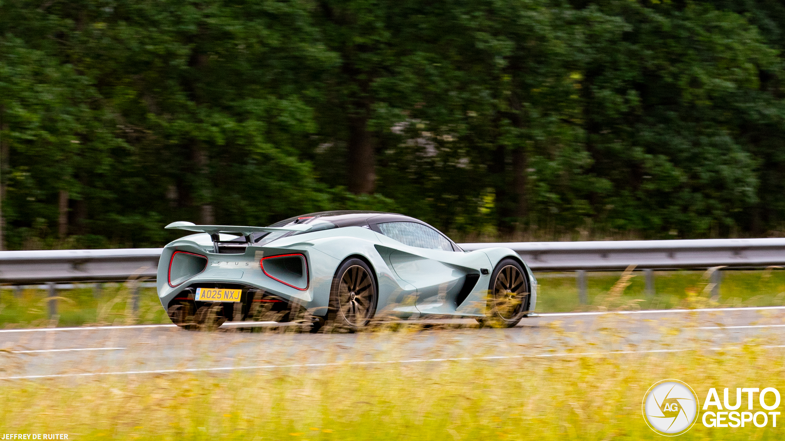 Lotus Evija
