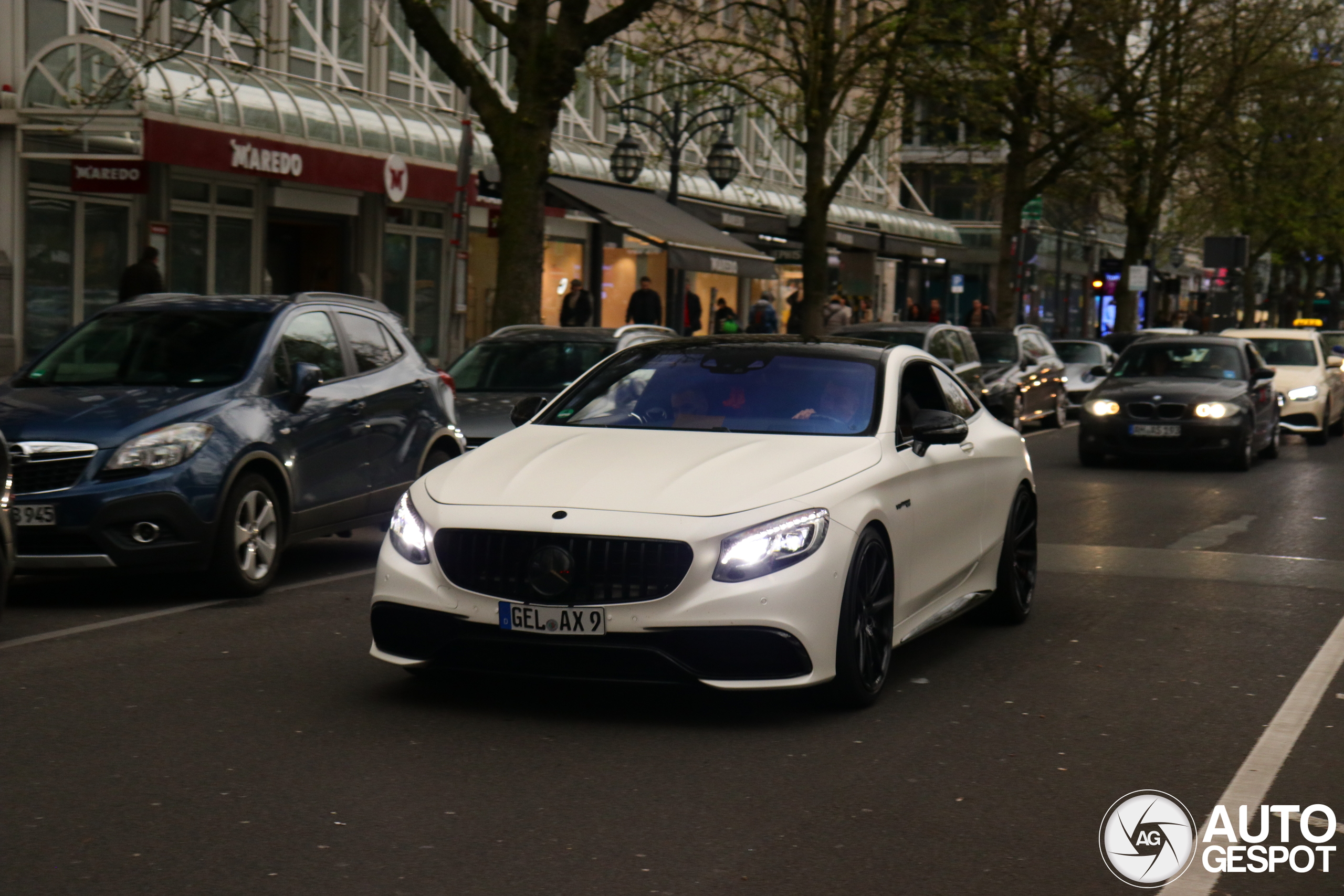 Mercedes-AMG S 63 Coupé C217