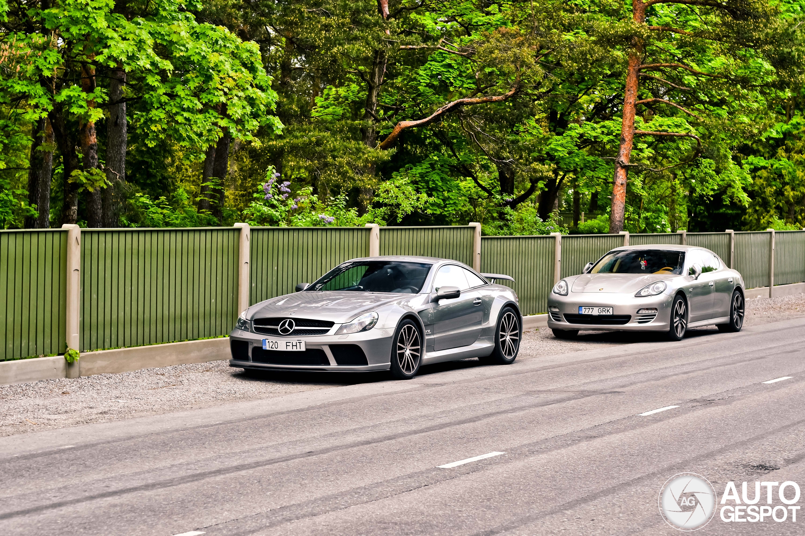 De Mercedes-Benz SL 65 AMG Black Series is een iconische AMG