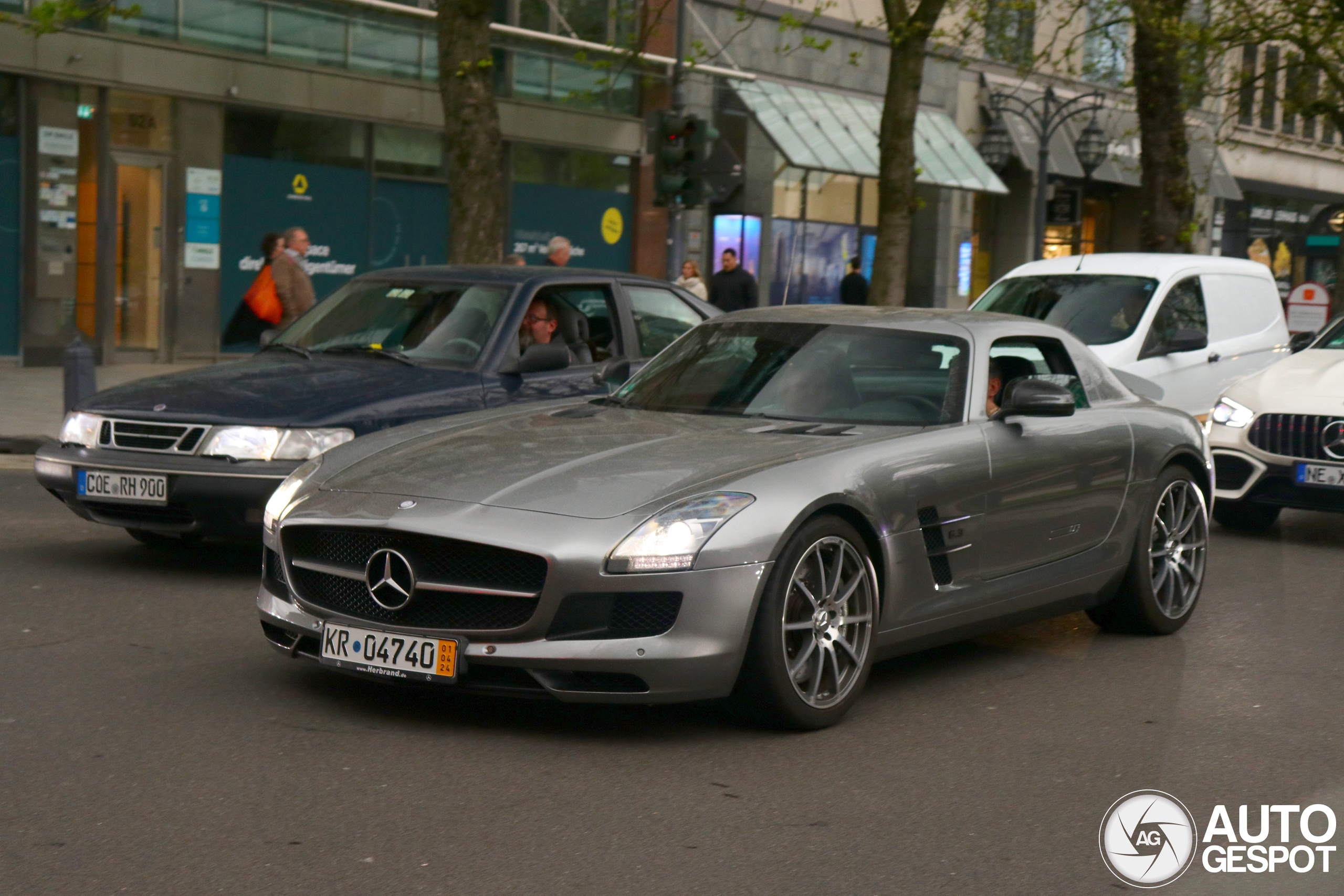 Mercedes-Benz SLS AMG