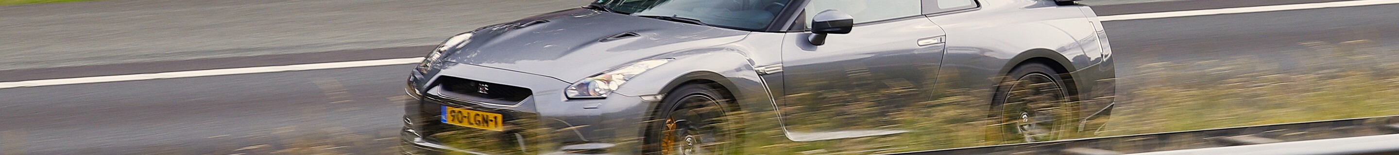 Nissan GT-R