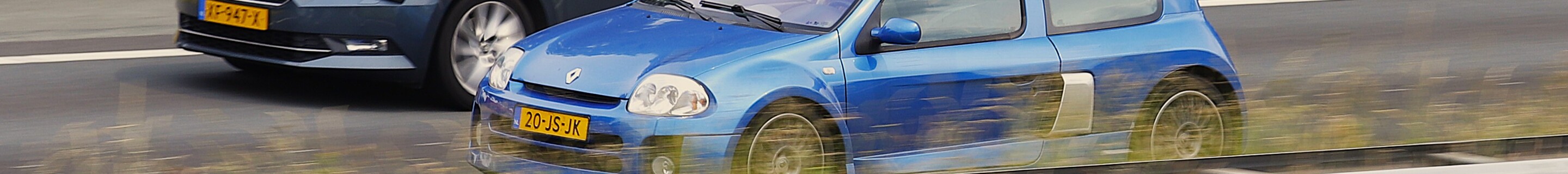 Renault Clio V6