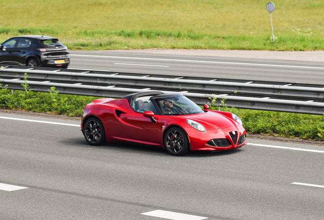 Alfa Romeo 4C Spider