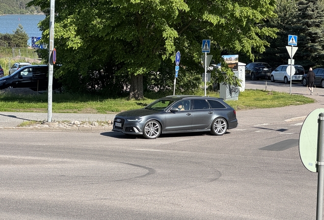 Audi RS6 Avant C7 2015