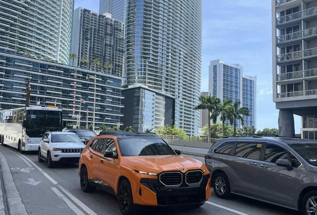 BMW XM G09