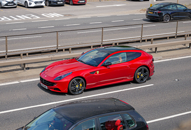 Ferrari FF