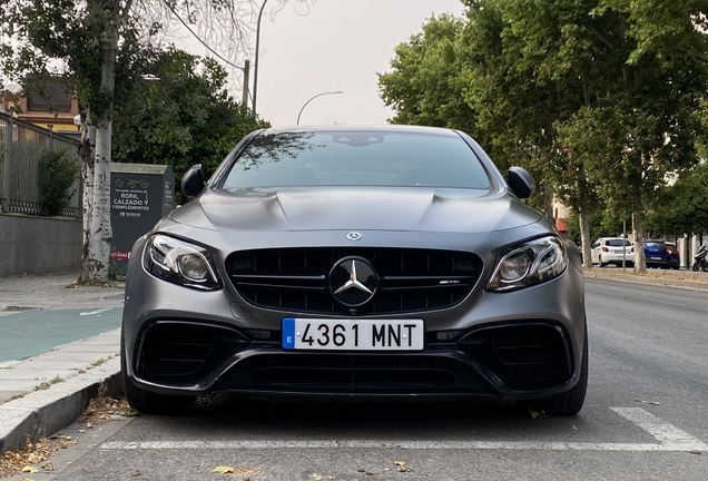 Mercedes-AMG E 63 S W213