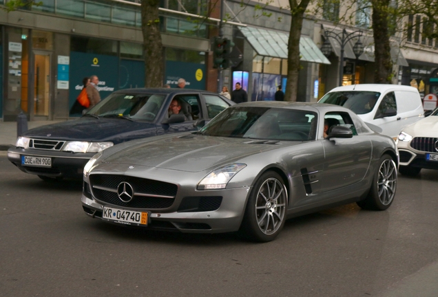 Mercedes-Benz SLS AMG