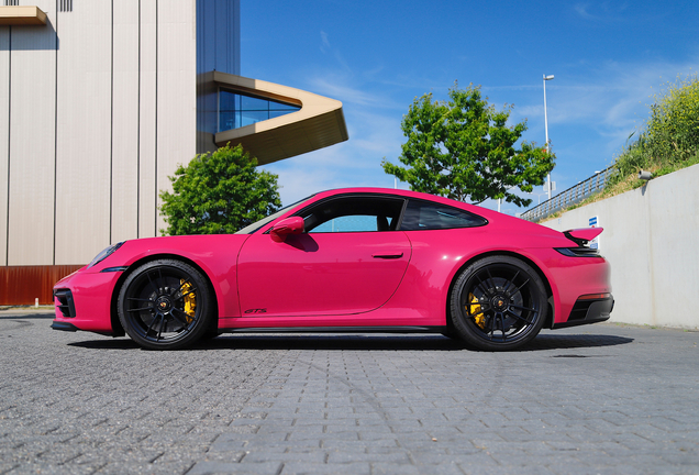 Porsche 992 Carrera GTS