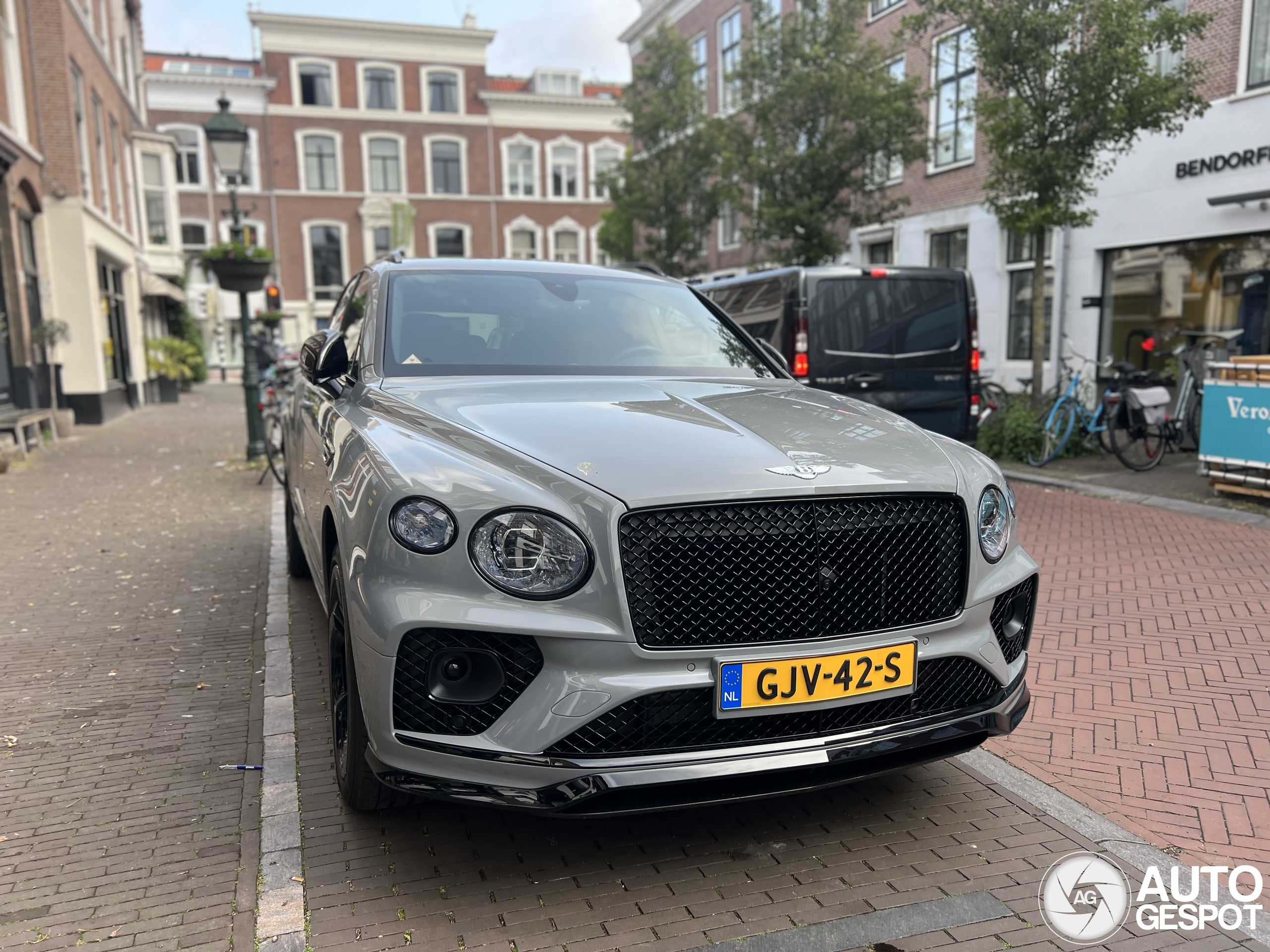 Bentley Bentayga Hybrid S