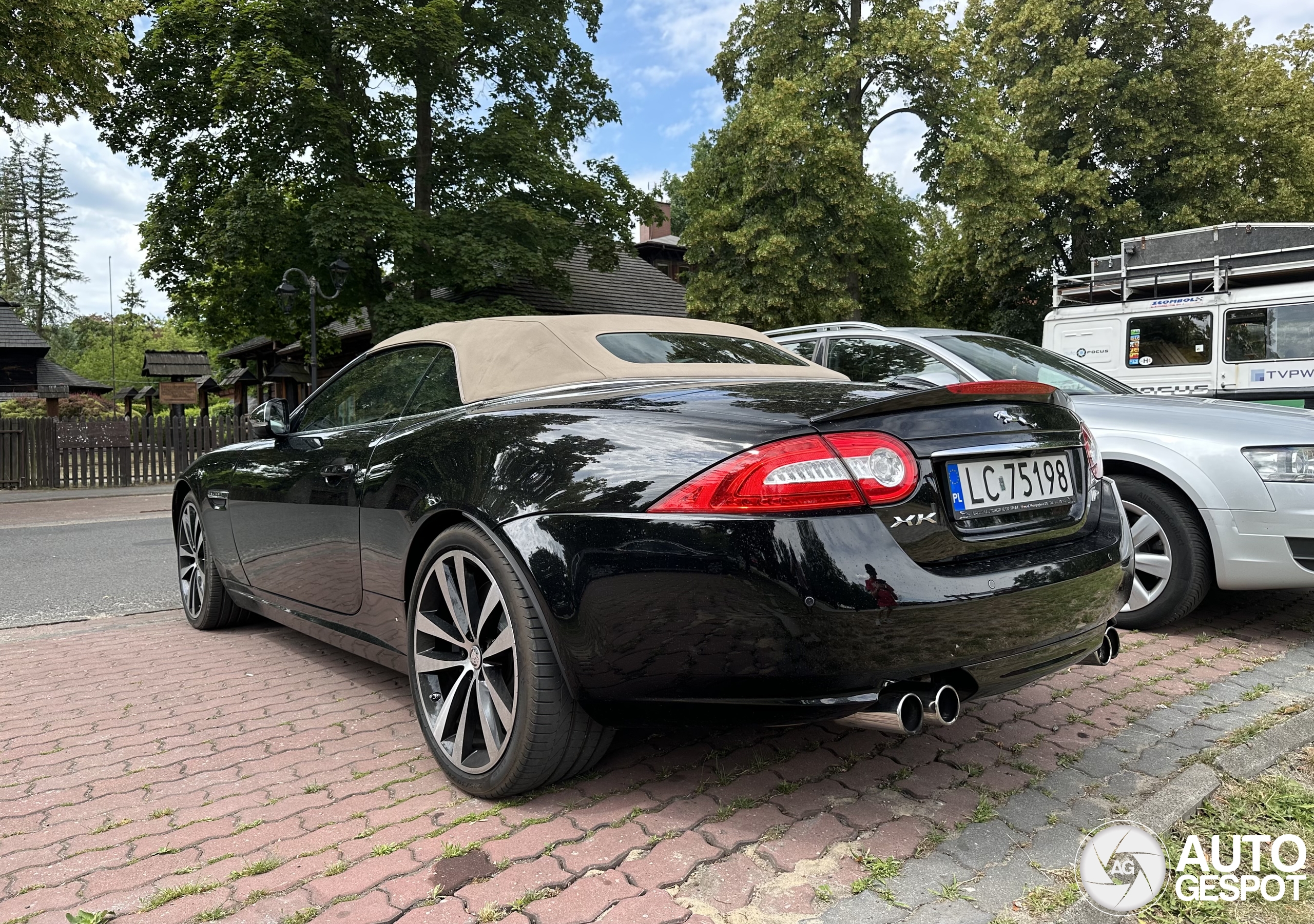 Jaguar XKR Convertible 2012