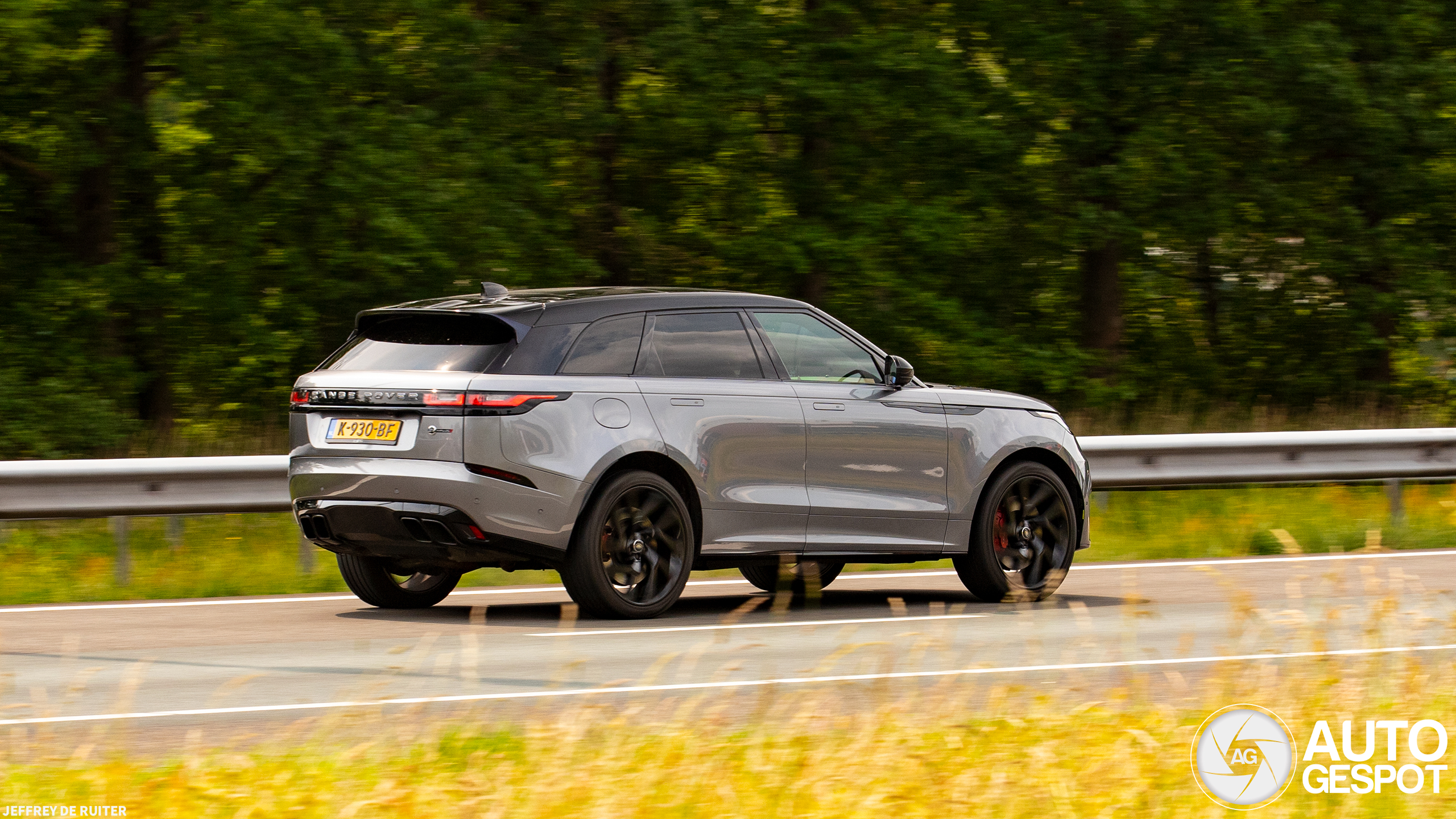 Land Rover Range Rover Velar SVAutobiography
