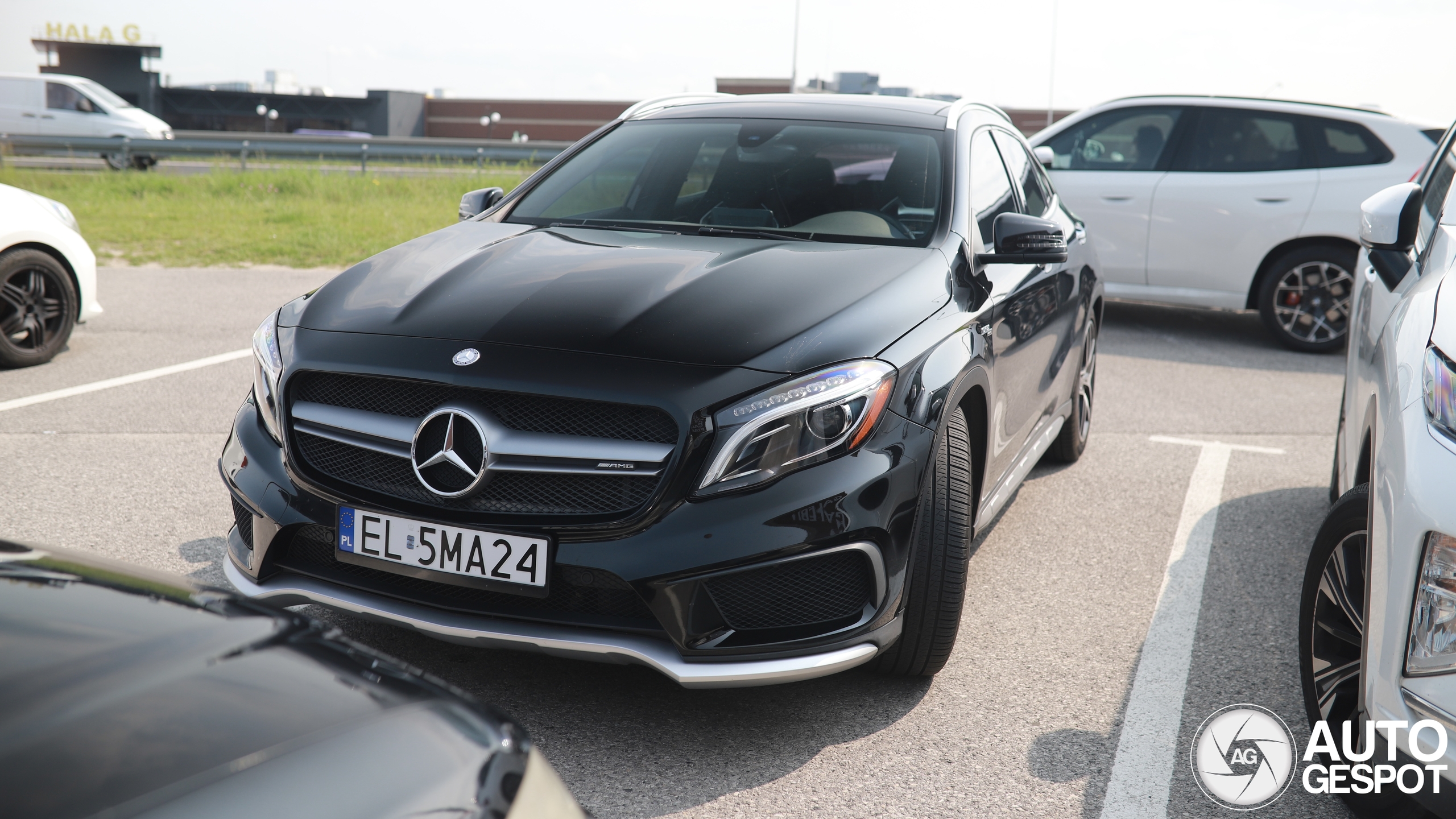 Mercedes-Benz GLA 45 AMG X156