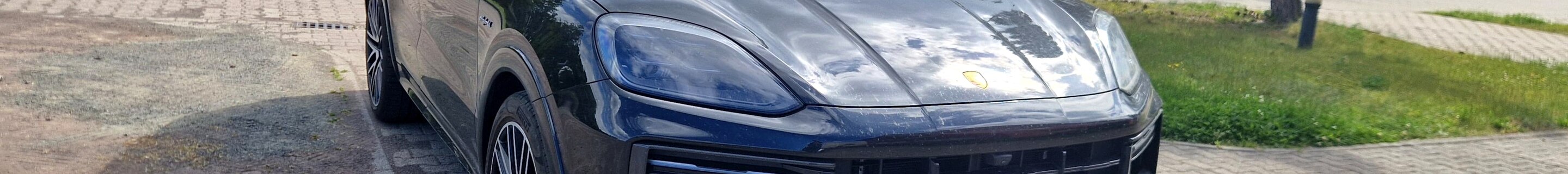 Porsche 9YA Cayenne Turbo E-Hybrid