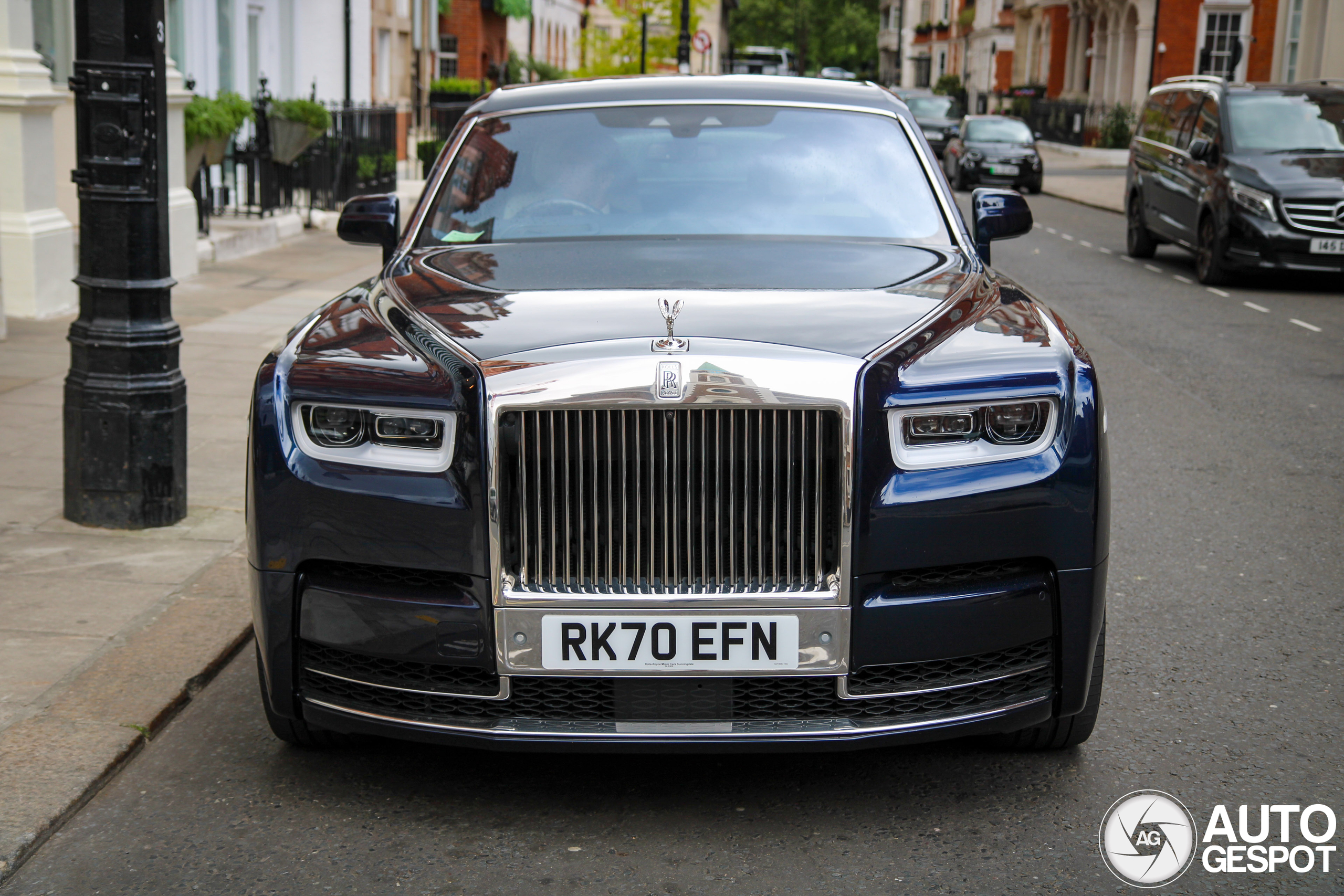 Rolls-Royce Phantom VIII EWB