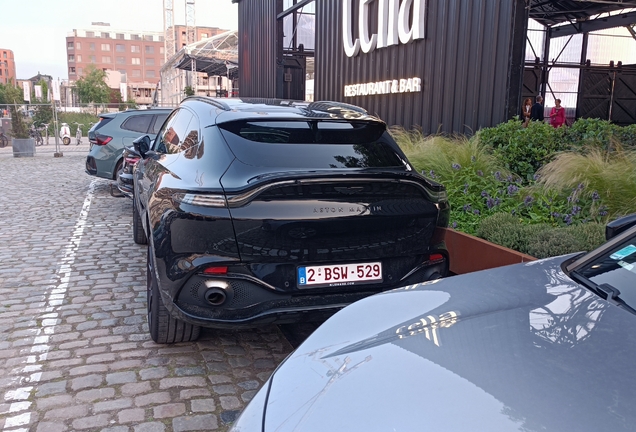 Aston Martin DBX