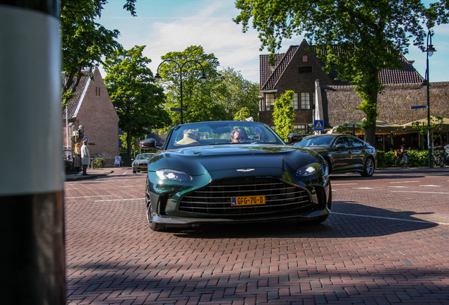 Aston Martin V12 Vantage Roadster 2023