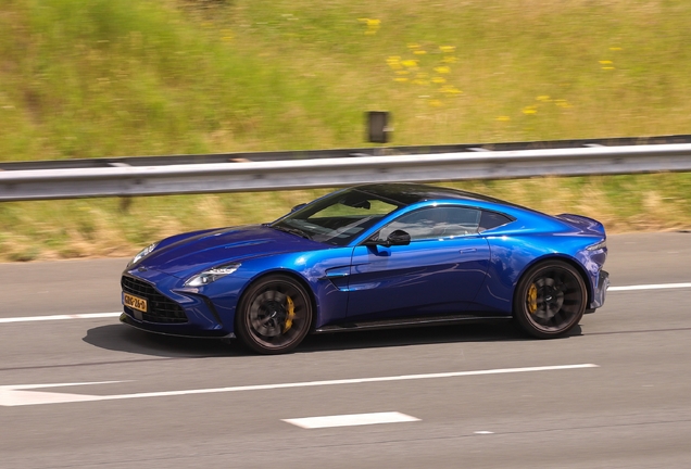Aston Martin Vantage 2024