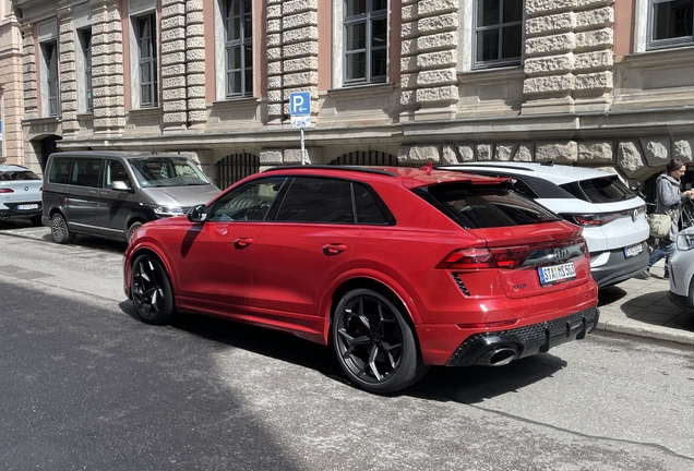 Audi RS Q8 2024