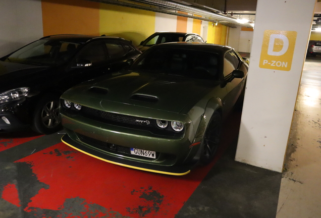 Dodge Challenger SRT Hellcat Widebody