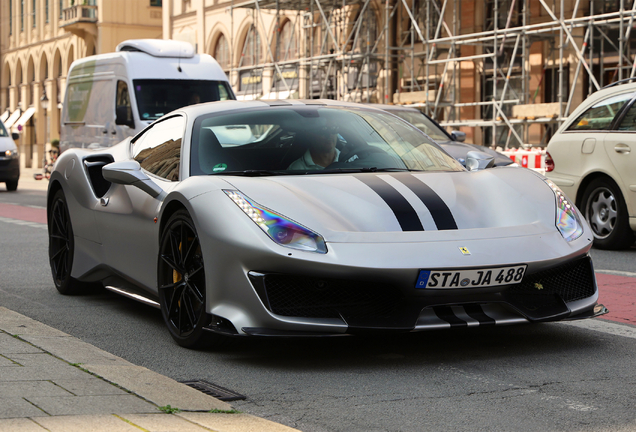 Ferrari 488 Pista