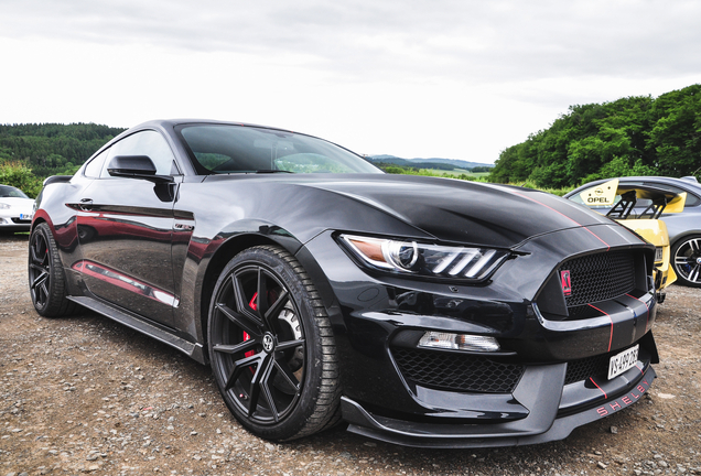 Ford Mustang Shelby GT350 2015