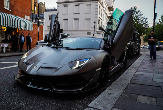 Lamborghini Aventador LP770-4 SVJ