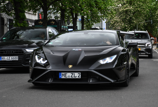 Lamborghini Huracán LP640-2 STO