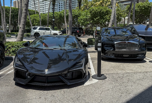 Lamborghini Revuelto