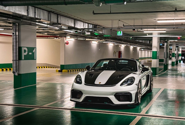 Porsche 718 Spyder RS Weissach Package