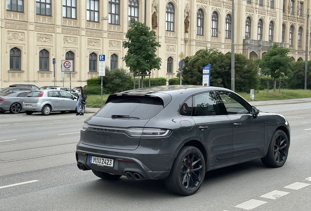 Porsche 95B Macan GTS MkIII