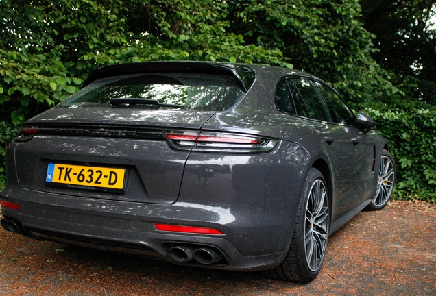 Porsche 971 Panamera Turbo S E-Hybrid Sport Turismo