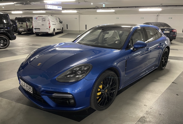 Porsche 971 Panamera Turbo Sport Turismo