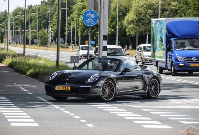 Porsche 991 Carrera 4S Cabriolet MkII
