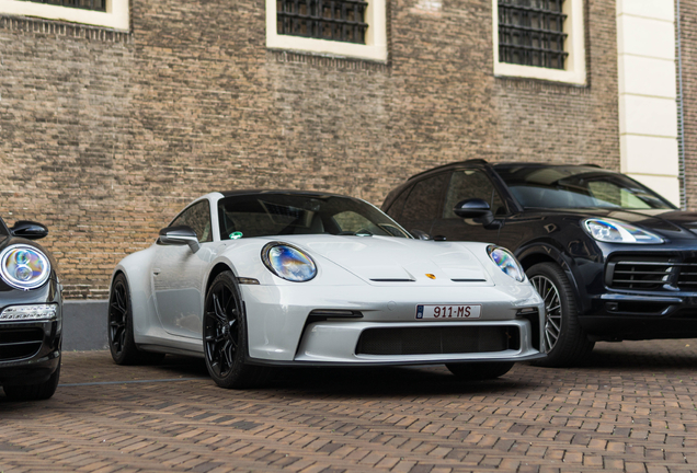 Porsche 992 GT3 Touring