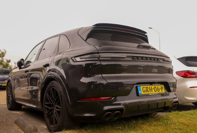 Porsche 9YA Cayenne Turbo E-Hybrid