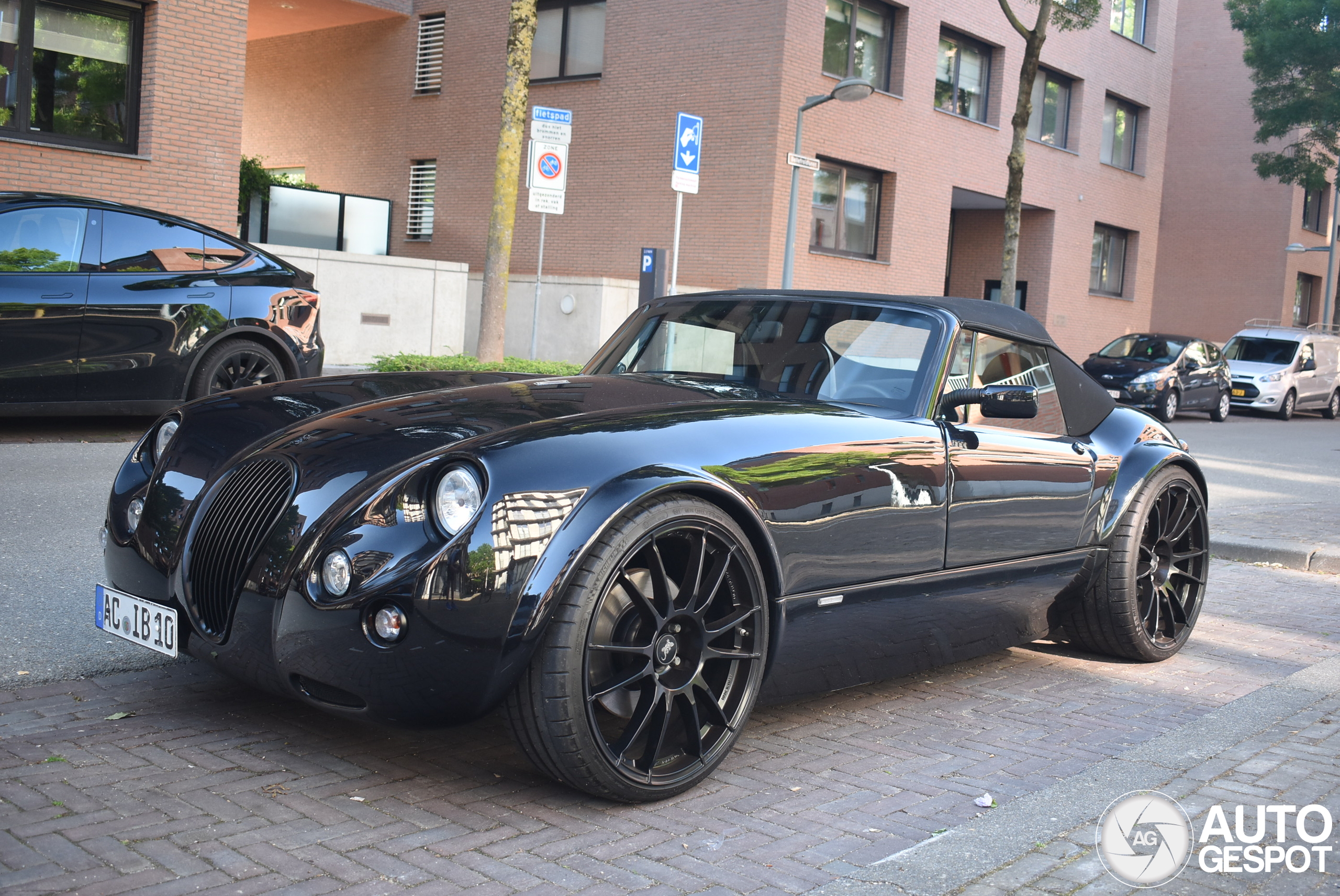 Wiesmann Roadster MF3