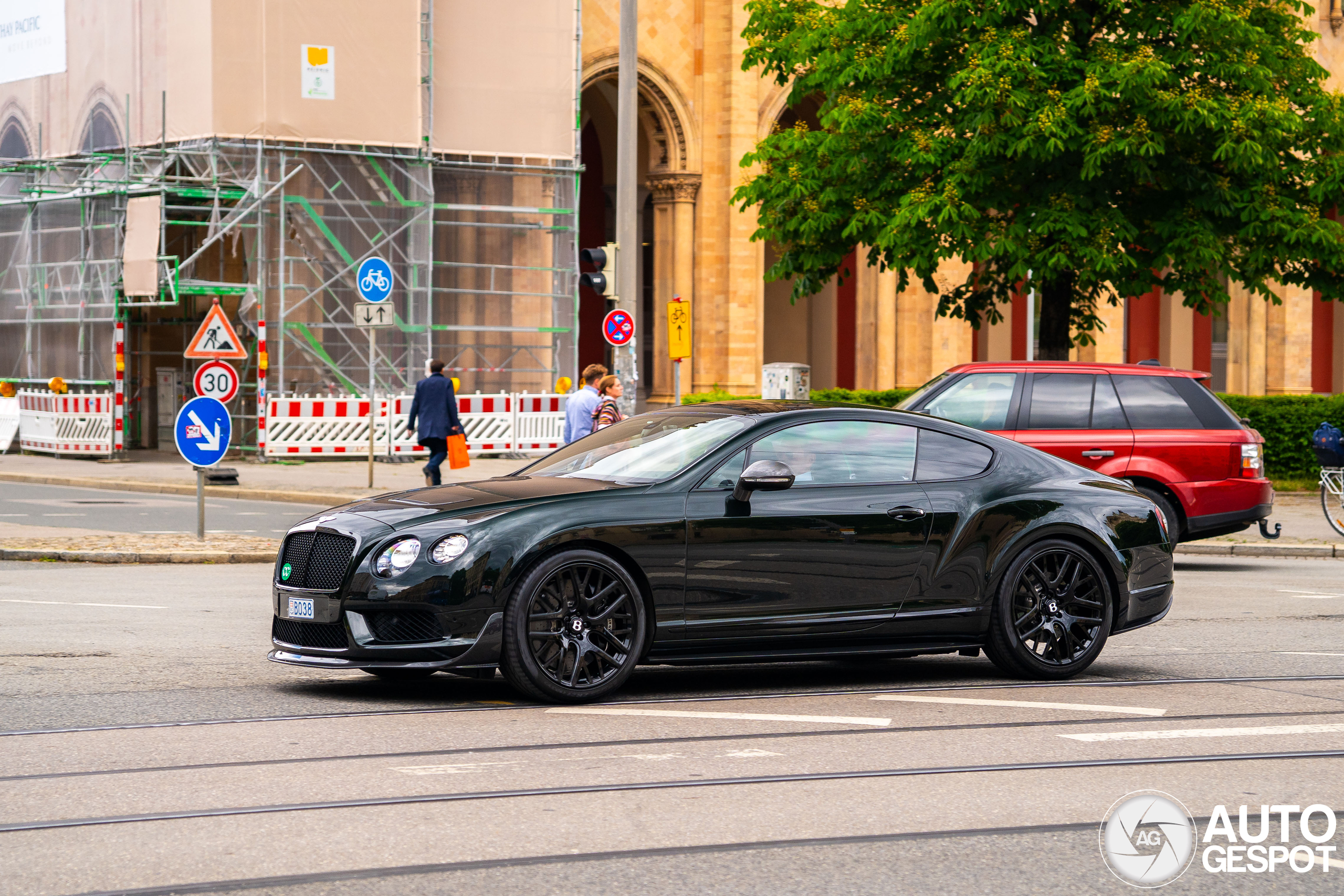 Bentley Continental GT3-R