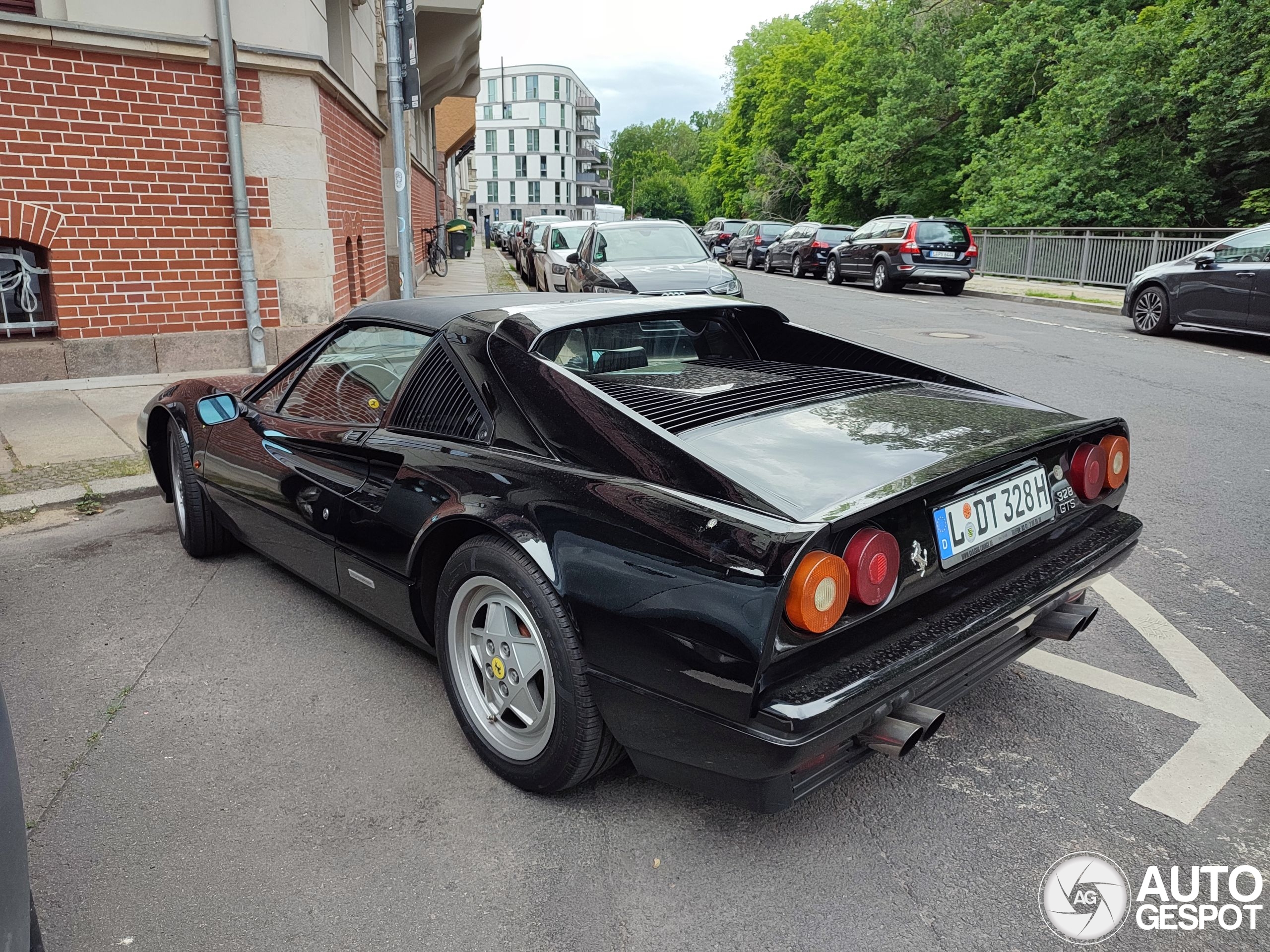 Ferrari 328 GTS