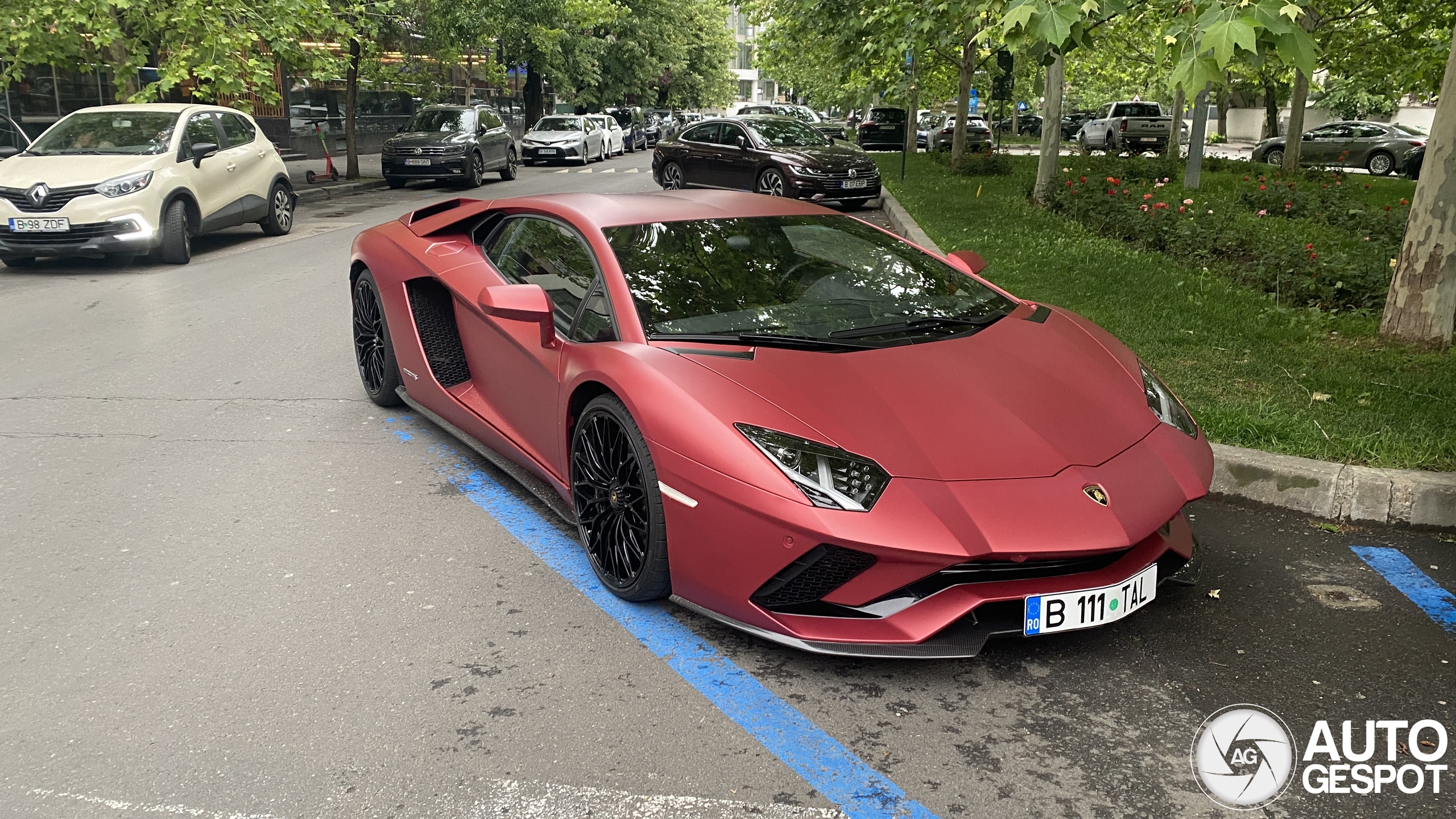 Lamborghini Aventador S LP740-4