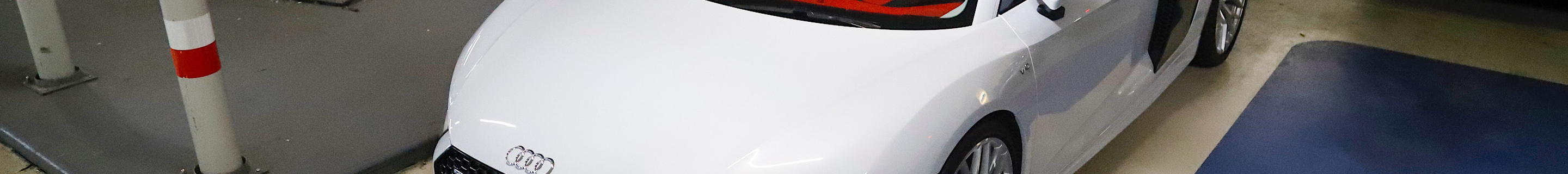 Audi R8 V10 2015