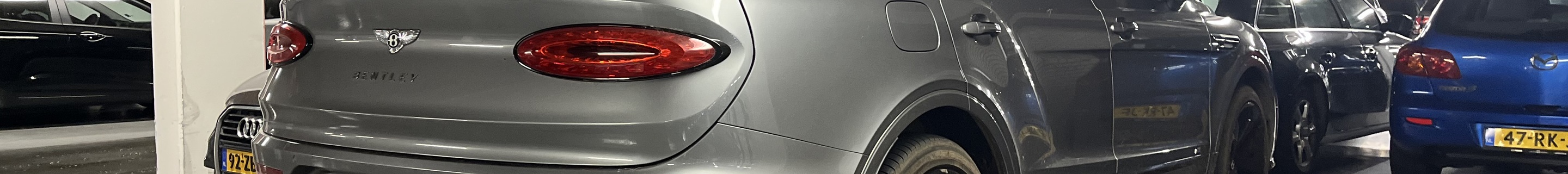 Bentley Bentayga V8 2021