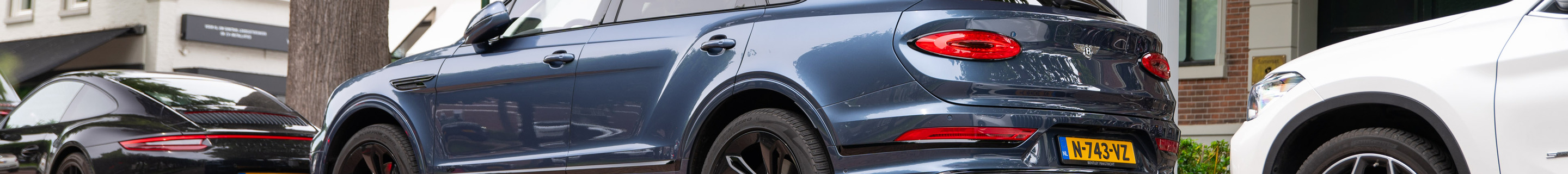 Bentley Bentayga V8 2021