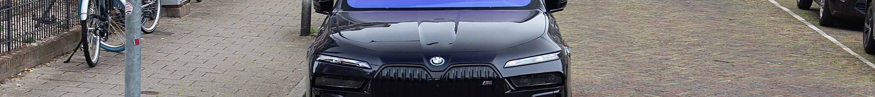 BMW M760e xDrive